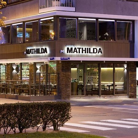 Holidaysuite Mathilda ออสเทนด์ ภายนอก รูปภาพ